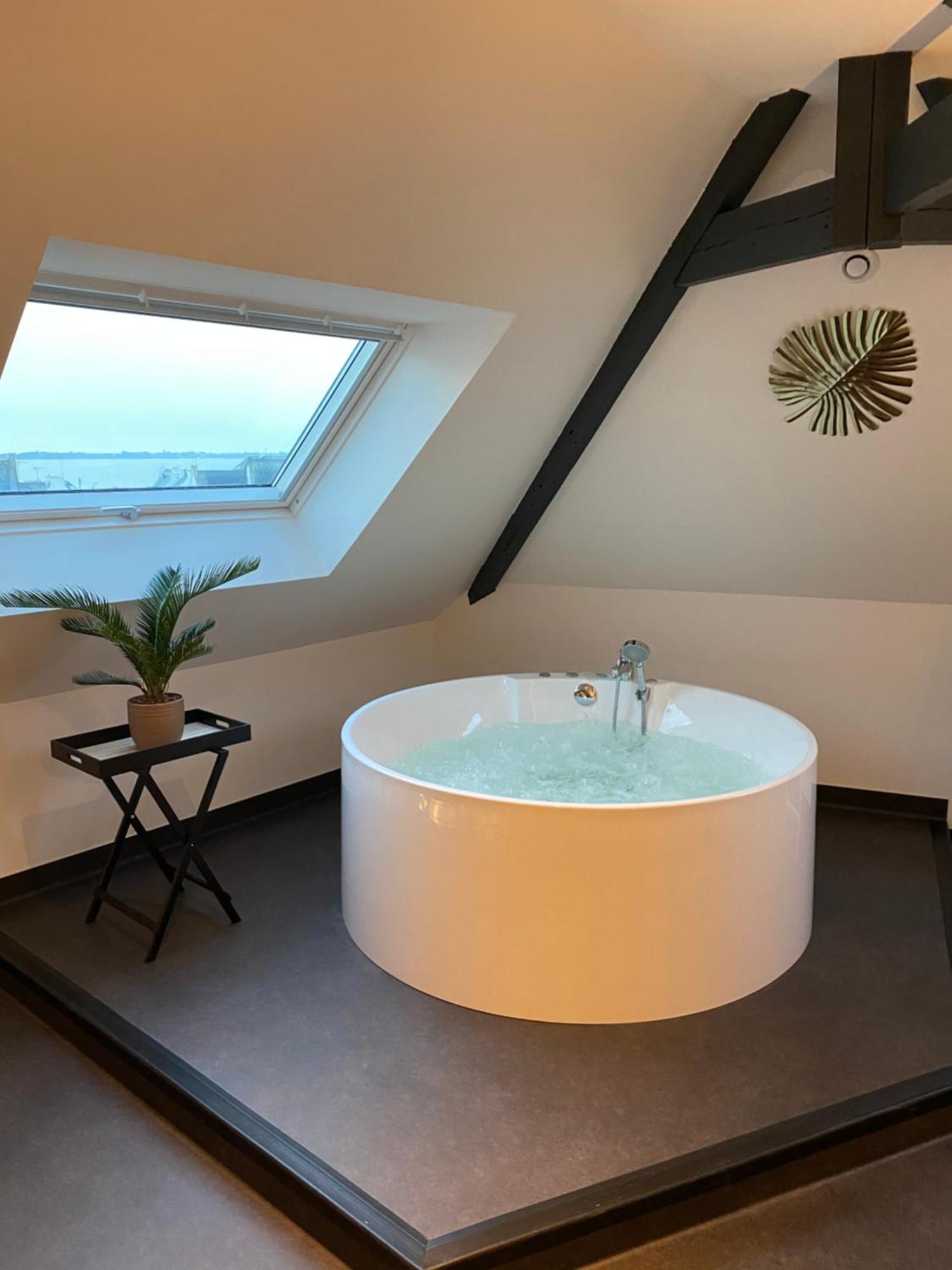 Les Suites De Bougainville Concarneau Exterior photo